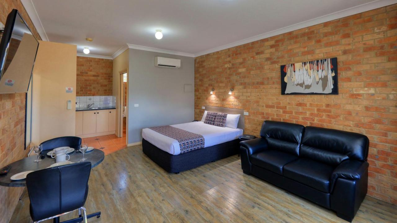 Bridges On Meninya Motel & Apartments Moama Exterior foto