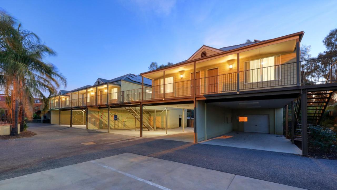 Bridges On Meninya Motel & Apartments Moama Exterior foto