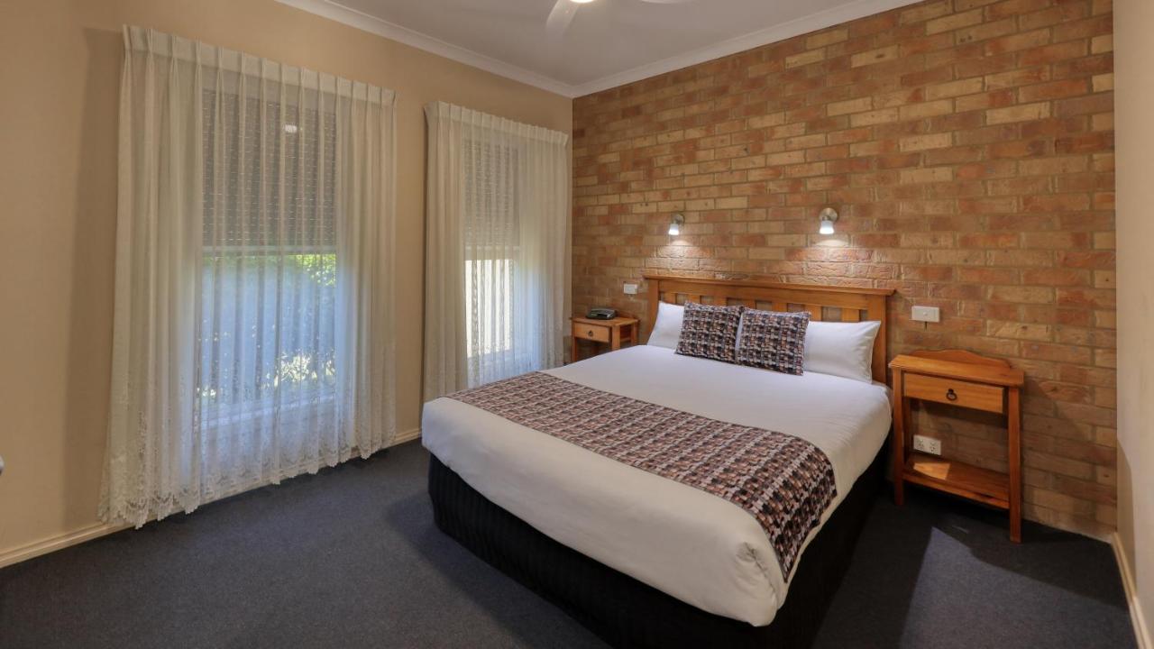 Bridges On Meninya Motel & Apartments Moama Exterior foto